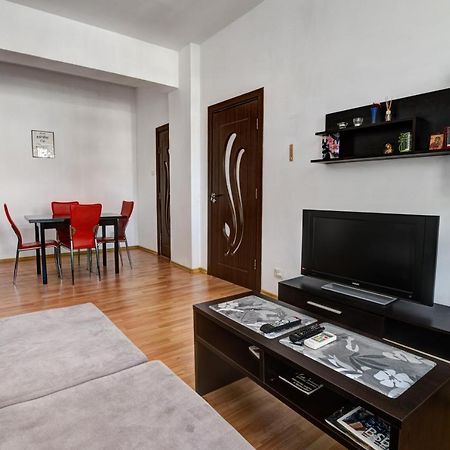 Ultracentral Universitate Apartment Bukares Bagian luar foto