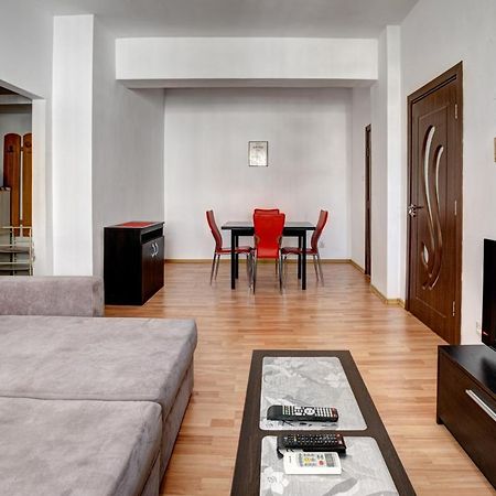 Ultracentral Universitate Apartment Bukares Bagian luar foto